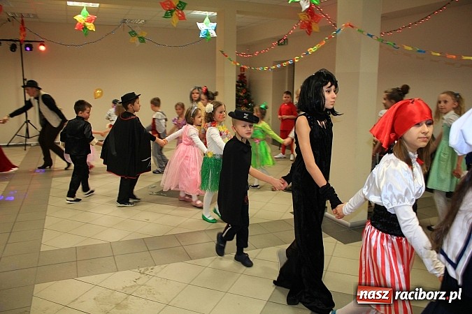 Zdjęcie w galerii na portalu naszraciborz.pl: Kolorowo i wesoło w Pietrowicach Wielkich wiadomości z regionu