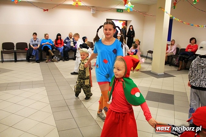 Zdjęcie w galerii na portalu naszraciborz.pl: Kolorowo i wesoło w Pietrowicach Wielkich wiadomości z regionu