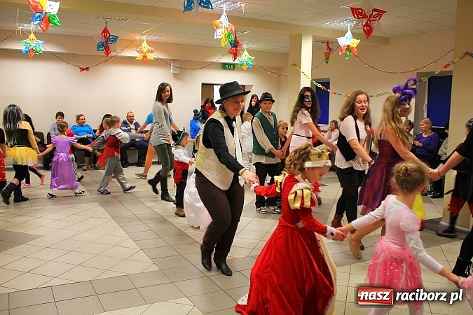 Zdjęcie w galerii na portalu naszraciborz.pl: Kolorowo i wesoło w Pietrowicach Wielkich wiadomości z regionu
