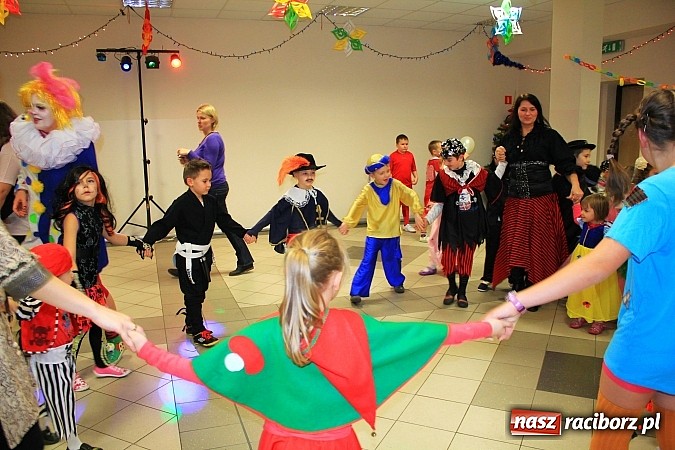 Zdjęcie w galerii na portalu naszraciborz.pl: Kolorowo i wesoło w Pietrowicach Wielkich wiadomości z regionu
