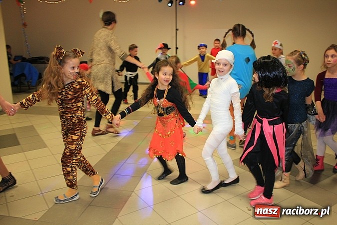 Zdjęcie w galerii na portalu naszraciborz.pl: Kolorowo i wesoło w Pietrowicach Wielkich wiadomości z regionu