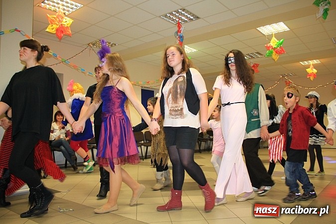 Zdjęcie w galerii na portalu naszraciborz.pl: Kolorowo i wesoło w Pietrowicach Wielkich wiadomości z regionu