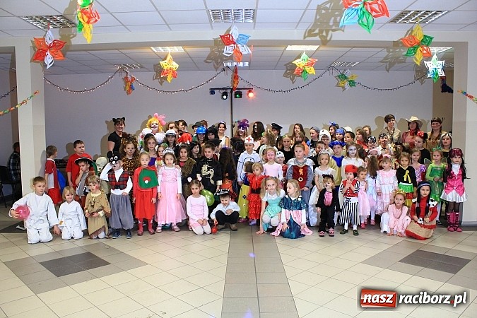 Zdjęcie w galerii na portalu naszraciborz.pl: Kolorowo i wesoło w Pietrowicach Wielkich wiadomości z regionu