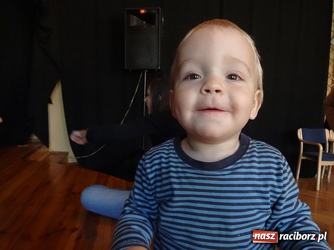 Zdjęcie w galerii na portalu naszraciborz.pl: Bal Przebierańców i flamenco na Dzień Babci w Fiku-miku wiadomości z regionu