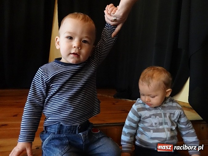 Zdjęcie w galerii na portalu naszraciborz.pl: Bal Przebierańców i flamenco na Dzień Babci w Fiku-miku wiadomości z regionu