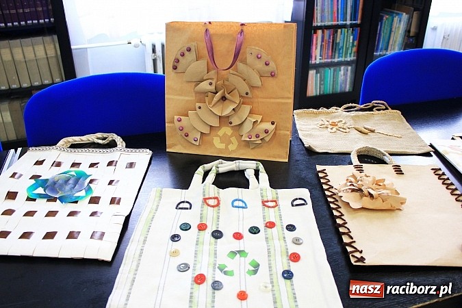 Zdjęcie w galerii na portalu naszraciborz.pl: Centrum Edukacji Ekologicznej edukuje pokolenia raciborzan wiadomości z regionu