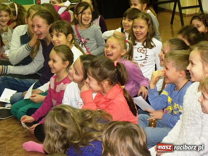 Zdjęcie w galerii na portalu naszraciborz.pl: Siła Waszego światełka zależy tylko od Was wiadomości z regionu