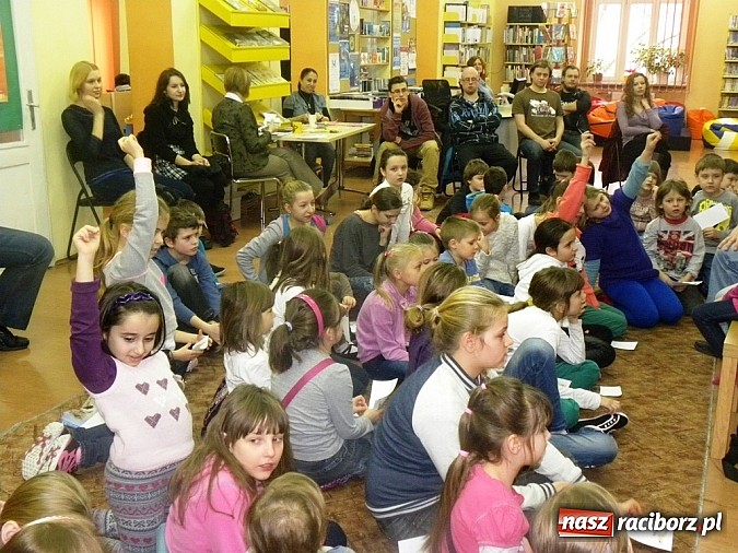 Zdjęcie w galerii na portalu naszraciborz.pl: Siła Waszego światełka zależy tylko od Was wiadomości z regionu