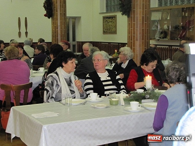 Zdjęcie w galerii na portalu naszraciborz.pl: Polsko-czeski opłatek w klasztorze Annuntiata wiadomości z regionu