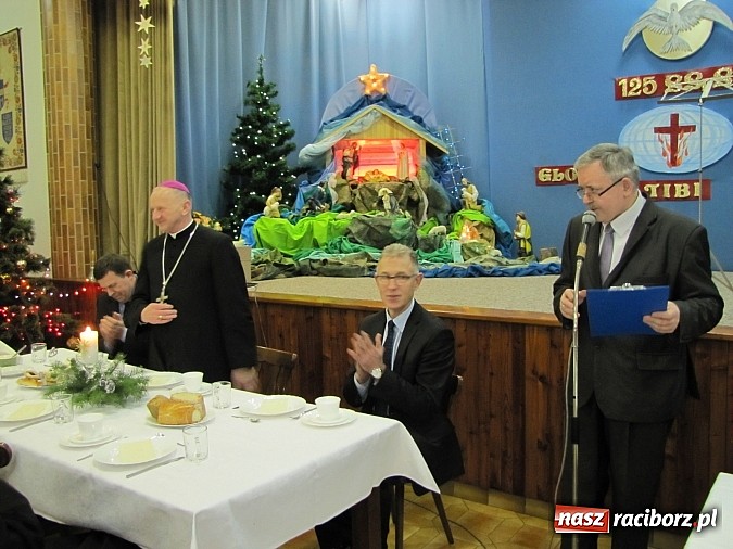 Zdjęcie w galerii na portalu naszraciborz.pl: Polsko-czeski opłatek w klasztorze Annuntiata wiadomości z regionu