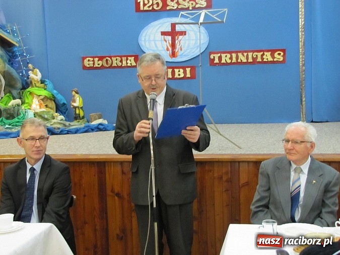 Zdjęcie w galerii na portalu naszraciborz.pl: Polsko-czeski opłatek w klasztorze Annuntiata wiadomości z regionu