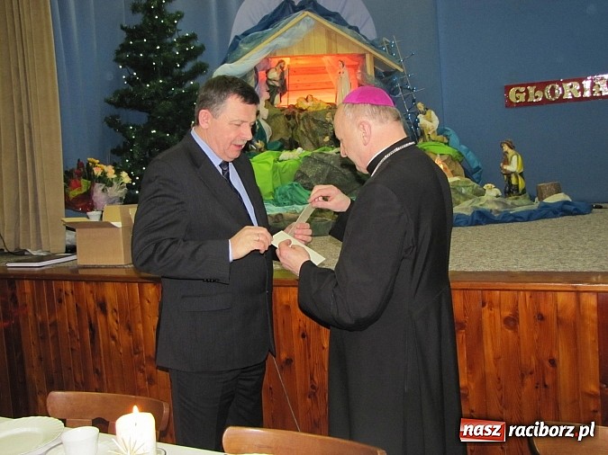 Zdjęcie w galerii na portalu naszraciborz.pl: Polsko-czeski opłatek w klasztorze Annuntiata wiadomości z regionu