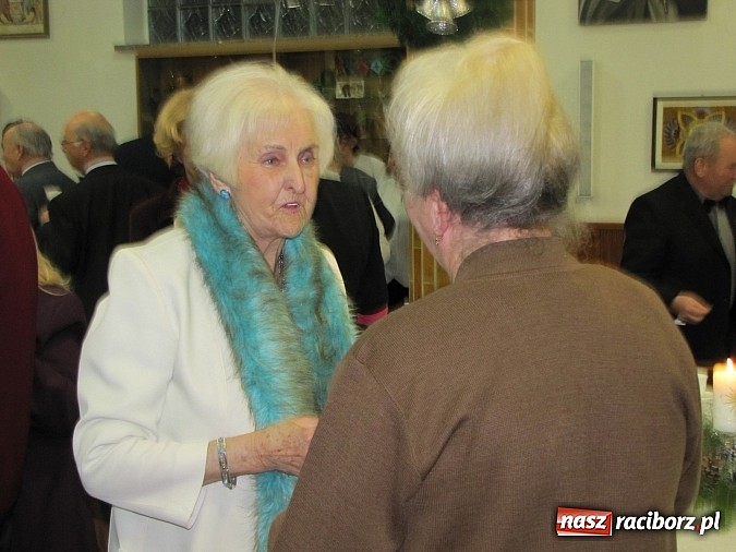 Zdjęcie w galerii na portalu naszraciborz.pl: Polsko-czeski opłatek w klasztorze Annuntiata wiadomości z regionu