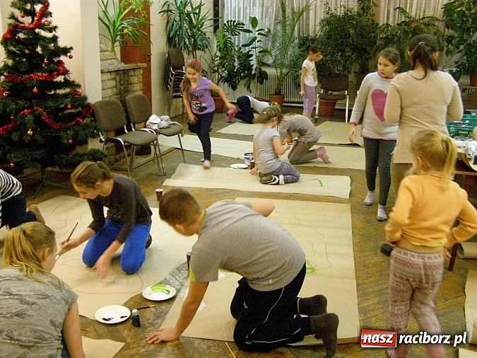 Zdjęcie w galerii na portalu naszraciborz.pl: Kreatywne warsztaty w Domu Kultury w Borucinie wiadomości z regionu