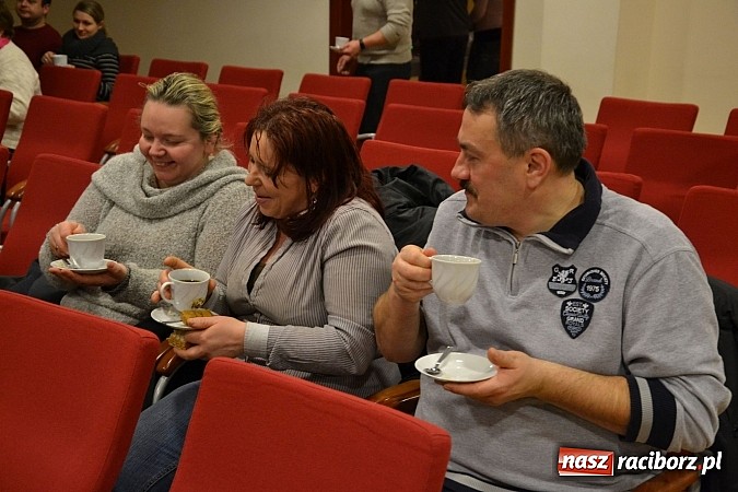 Zdjęcie w galerii na portalu naszraciborz.pl: Fantastyczna Zamkowa Noc z Książką. Szalona zabawa wiadomości z regionu