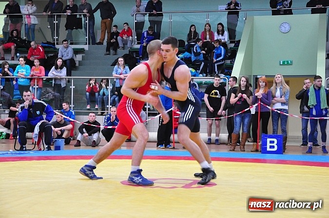 Zdjęcie w galerii na portalu naszraciborz.pl: Najlepsze zapaśniczki i zapaśnicy zjechali do Raciborza wiadomości z regionu