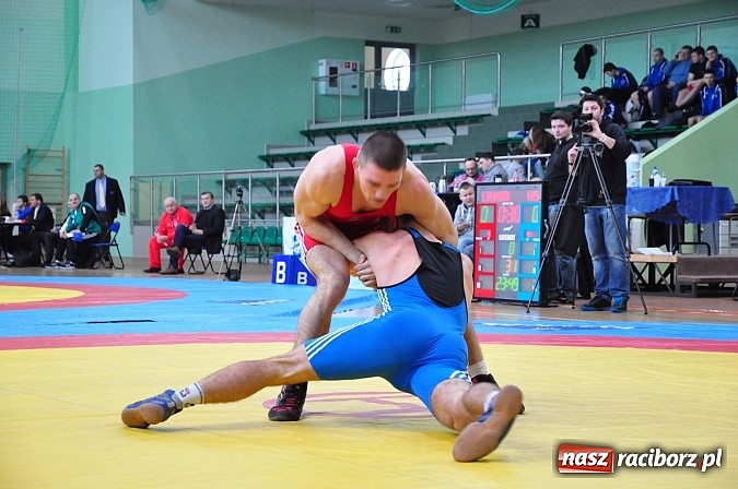 Zdjęcie w galerii na portalu naszraciborz.pl: Najlepsze zapaśniczki i zapaśnicy zjechali do Raciborza wiadomości z regionu