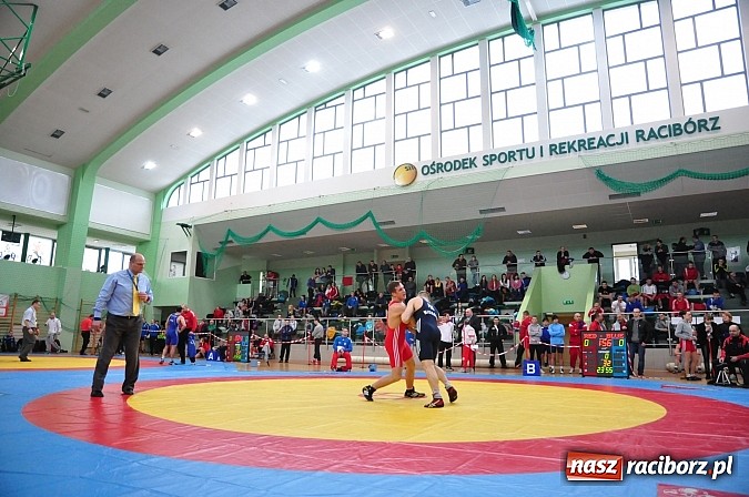 Zdjęcie w galerii na portalu naszraciborz.pl: Najlepsze zapaśniczki i zapaśnicy zjechali do Raciborza wiadomości z regionu