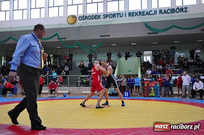 Zdjęcie w galerii na portalu naszraciborz.pl: Najlepsze zapaśniczki i zapaśnicy zjechali do Raciborza wiadomości z regionu