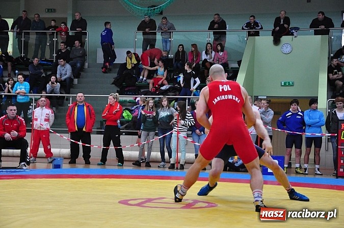 Zdjęcie w galerii na portalu naszraciborz.pl: Najlepsze zapaśniczki i zapaśnicy zjechali do Raciborza wiadomości z regionu