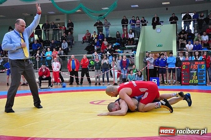 Zdjęcie w galerii na portalu naszraciborz.pl: Najlepsze zapaśniczki i zapaśnicy zjechali do Raciborza wiadomości z regionu