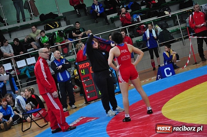 Zdjęcie w galerii na portalu naszraciborz.pl: Najlepsze zapaśniczki i zapaśnicy zjechali do Raciborza wiadomości z regionu