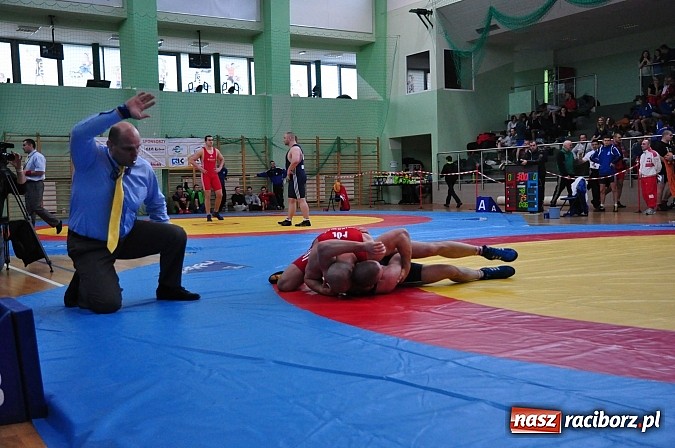 Zdjęcie w galerii na portalu naszraciborz.pl: Najlepsze zapaśniczki i zapaśnicy zjechali do Raciborza wiadomości z regionu