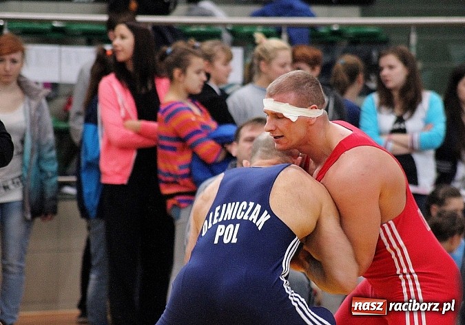 Zdjęcie w galerii na portalu naszraciborz.pl: Najlepsze zapaśniczki i zapaśnicy zjechali do Raciborza wiadomości z regionu