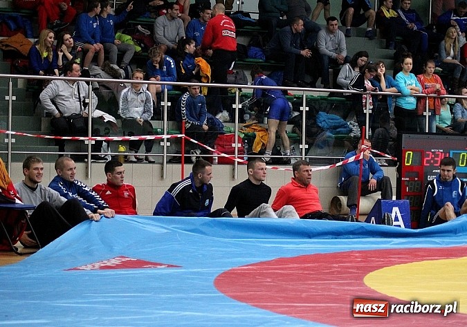 Zdjęcie w galerii na portalu naszraciborz.pl: Najlepsze zapaśniczki i zapaśnicy zjechali do Raciborza wiadomości z regionu