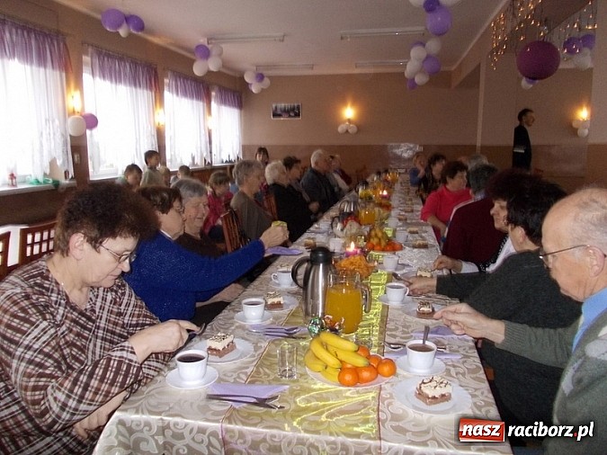 Zdjęcie w galerii na portalu naszraciborz.pl: Dzień Babci i Dziadka w Rudzie Kozielskiej wiadomości z regionu