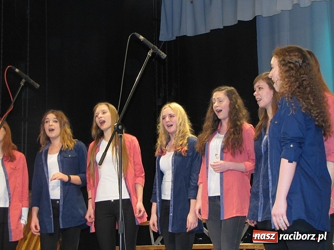 Zdjęcie w galerii na portalu naszraciborz.pl: Wiecz&oacute;r kolęd w Strzesze wiadomości z regionu