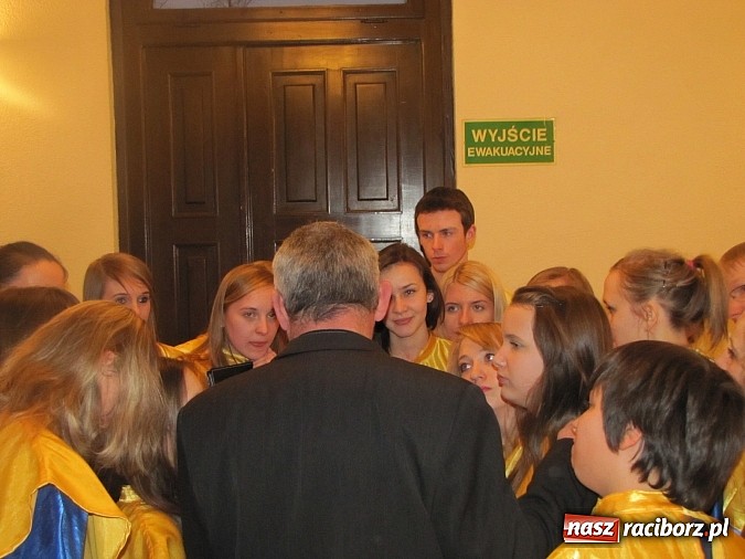 Zdjęcie w galerii na portalu naszraciborz.pl: Wiecz&oacute;r kolęd w Strzesze wiadomości z regionu