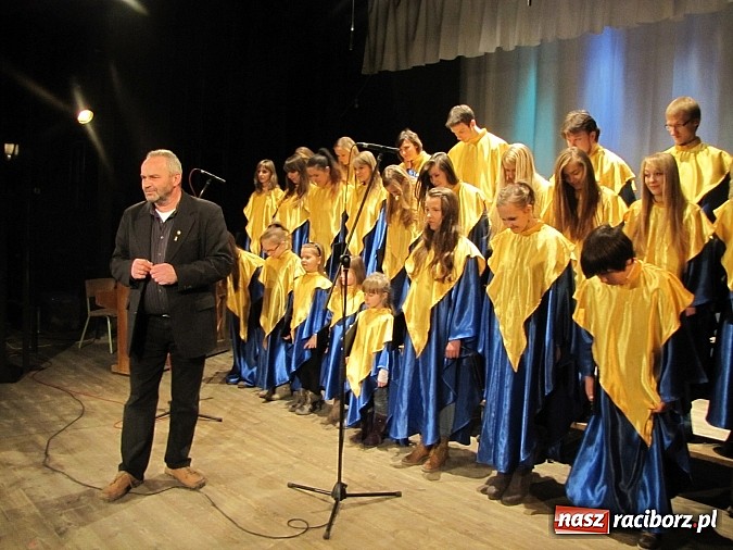 Zdjęcie w galerii na portalu naszraciborz.pl: Wiecz&oacute;r kolęd w Strzesze wiadomości z regionu