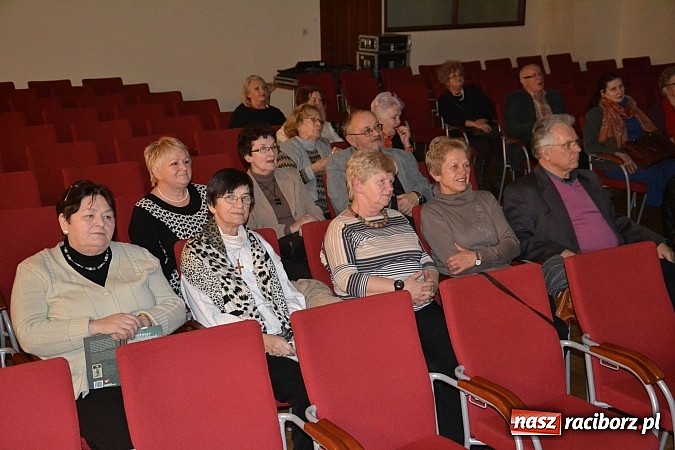 Zdjęcie w galerii na portalu naszraciborz.pl: Studniówki z dawnych lat. I Zamkowa Niedziela Wspomnień wiadomości z regionu