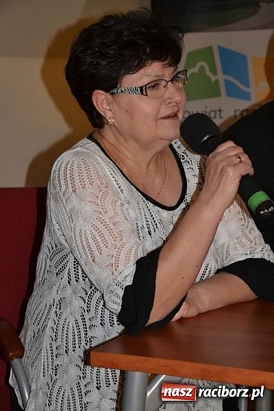 Zdjęcie w galerii na portalu naszraciborz.pl: Studniówki z dawnych lat. I Zamkowa Niedziela Wspomnień wiadomości z regionu