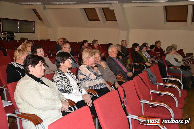 Zdjęcie w galerii na portalu naszraciborz.pl: Studniówki z dawnych lat. I Zamkowa Niedziela Wspomnień wiadomości z regionu
