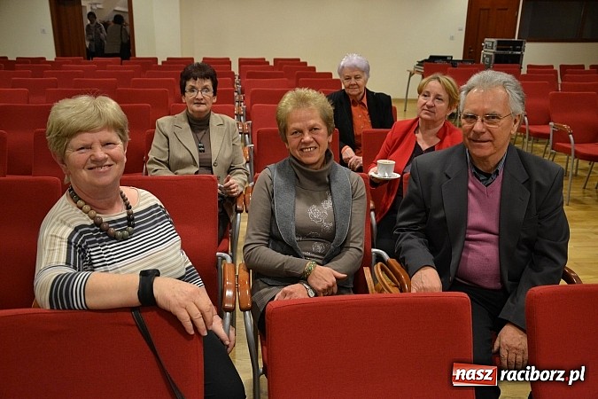 Zdjęcie w galerii na portalu naszraciborz.pl: Studniówki z dawnych lat. I Zamkowa Niedziela Wspomnień wiadomości z regionu