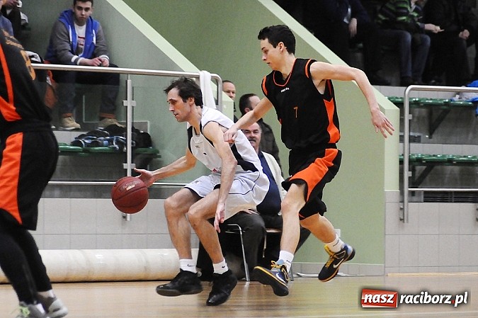 Zdjęcie w galerii na portalu naszraciborz.pl: Koszykówka. Pewna wygrana Ofensywy wiadomości z regionu