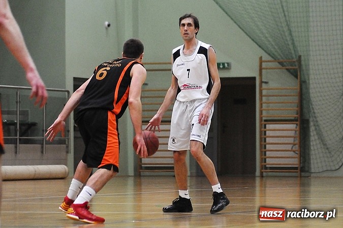 Zdjęcie w galerii na portalu naszraciborz.pl: Koszykówka. Pewna wygrana Ofensywy wiadomości z regionu