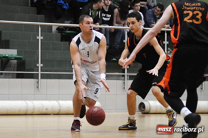 Zdjęcie w galerii na portalu naszraciborz.pl: Koszykówka. Pewna wygrana Ofensywy wiadomości z regionu