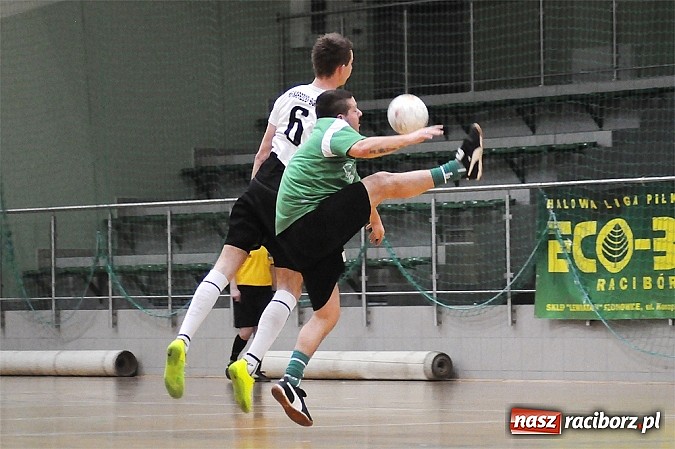 Zdjęcie w galerii na portalu naszraciborz.pl: HLPN: Żorska pokonała Cukiernię. Dwa walkowery dla drużyn z Kobyli wiadomości z regionu