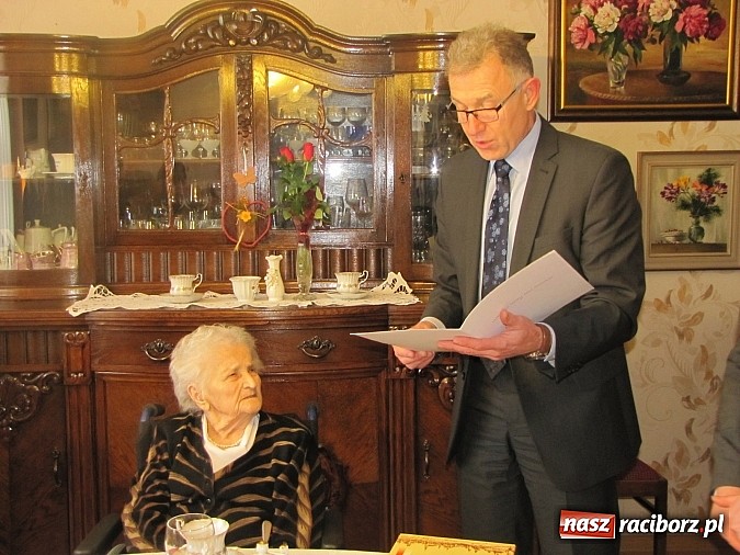 Zdjęcie w galerii na portalu naszraciborz.pl: Eugenia Grochowska skończyła 100 lat! wiadomości z regionu