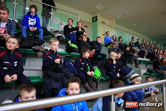 Zdjęcie w galerii na portalu naszraciborz.pl: V Turniej Piłki Ręcznej Juniorek wiadomości z regionu