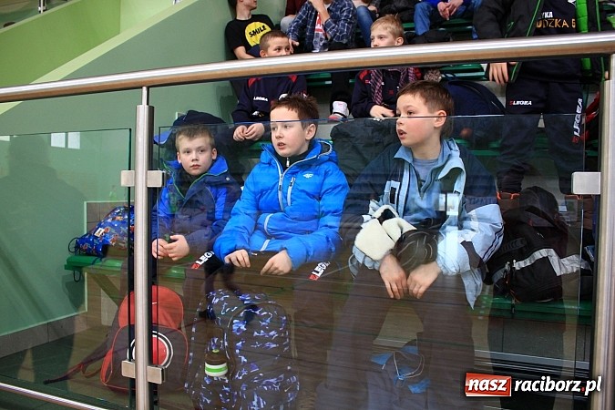 Zdjęcie w galerii na portalu naszraciborz.pl: V Turniej Piłki Ręcznej Juniorek wiadomości z regionu