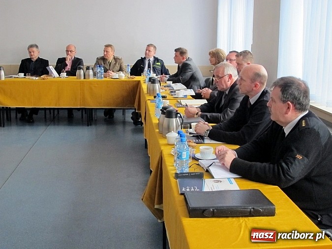 Zdjęcie w galerii na portalu naszraciborz.pl: Bezpieczeństwo państwa - nowy kierunek na PWSZ od października wiadomości z regionu