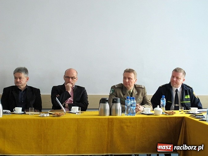 Zdjęcie w galerii na portalu naszraciborz.pl: Bezpieczeństwo państwa - nowy kierunek na PWSZ od października wiadomości z regionu