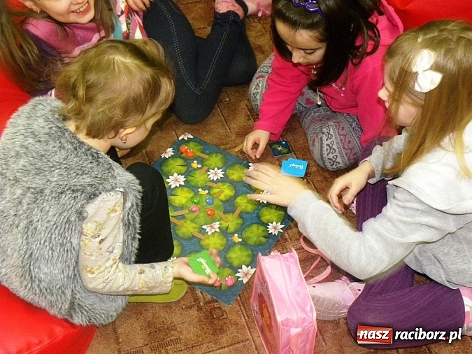 Zdjęcie w galerii na portalu naszraciborz.pl: Planszówki i Karcianki wracają do gry wiadomości z regionu