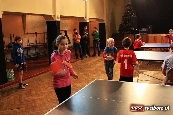 Zdjęcie w galerii na portalu naszraciborz.pl: Dzieci zmierzyły się z opiekunami w tenisie stołowym wiadomości z regionu