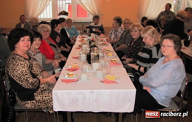 Zdjęcie w galerii na portalu naszraciborz.pl: Aktywni seniorzy z Nędzy zorganizowali Dzień Dziadka i Babci wiadomości z regionu