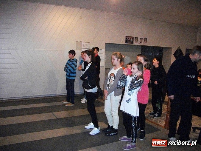 Zdjęcie w galerii na portalu naszraciborz.pl: Dzieci z Krzanowic pojechały na kręgle wiadomości z regionu